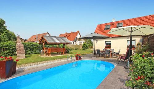 Two-Bedroom Holiday Home