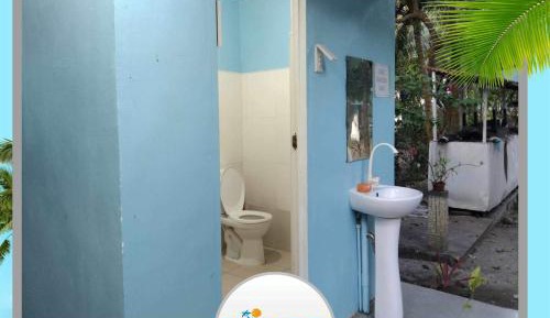 Queen Room with Shared Bathroom