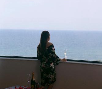 King Suite with Ocean View