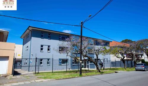 Apartment - Split Level