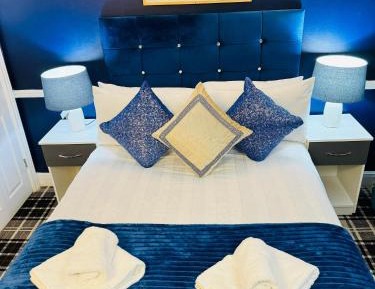 Deluxe Double Room with Shower