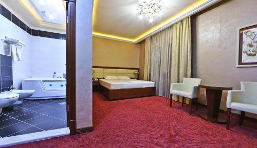 Comfort Double Room with Spa Bath