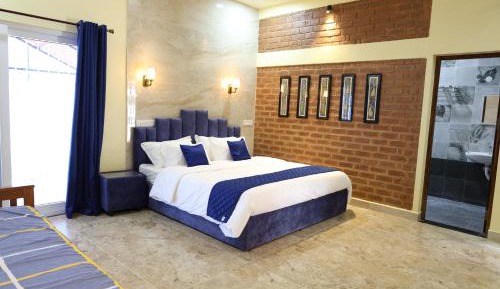 Luxury Triple Room