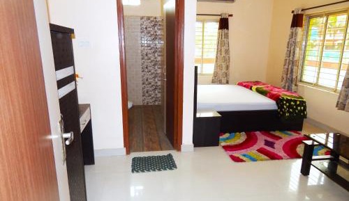 Deluxe Room with Air Conditioner