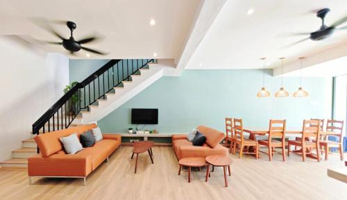 Seven-Bedroom House