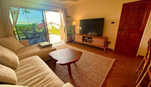 Deluxe King Suite