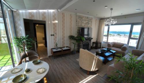 Junior Suite with Garden View