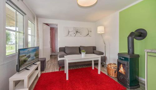 Apartment with Lake View