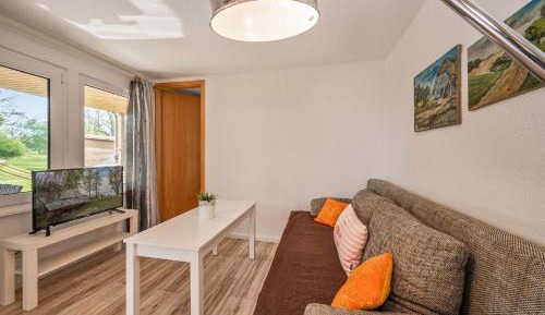 Apartment with Lake View