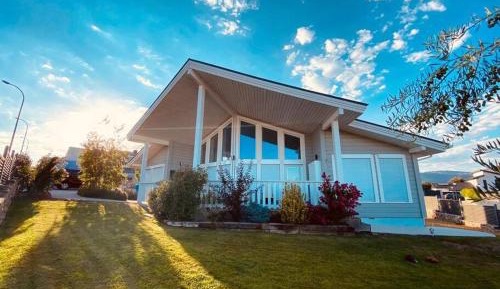 Three-Bedroom Chalet