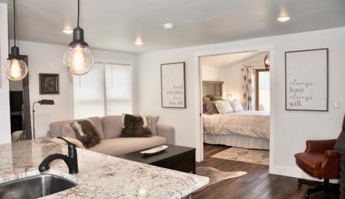 One-Bedroom House