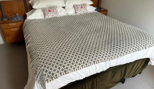 Deluxe Double Room with Shower