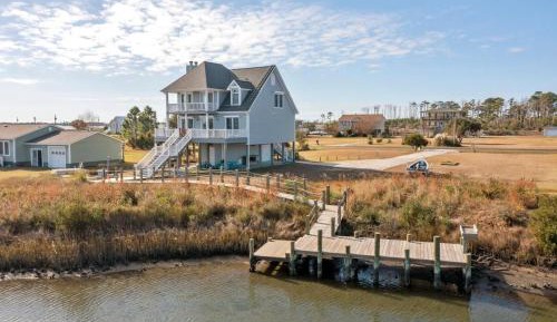 Four-Bedroom Holiday Home