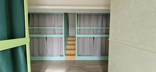 Mixed Dormitory Room