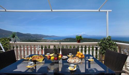 Villa with Sea View