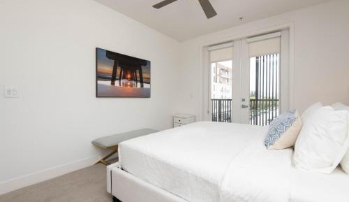 One-Bedroom Apartment with Balcony and City View