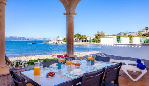 Villa with Sea View
