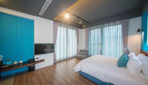 Queen Room