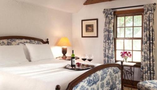 Angus Deluxe Room