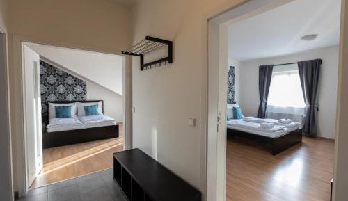 Two-Bedroom Apartment with Balcony (7 Adults)