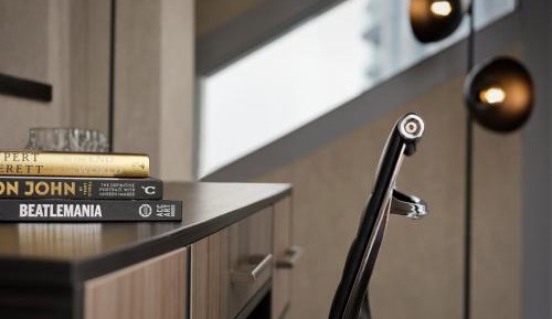 Family Affair, Connecting Guest room, City view