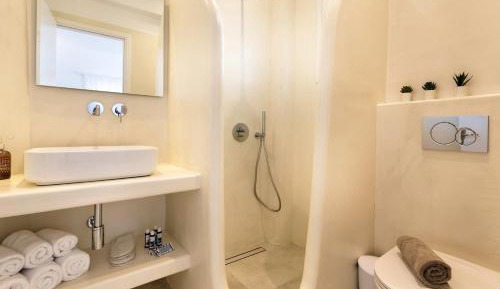 Studio Apartment with Sea View