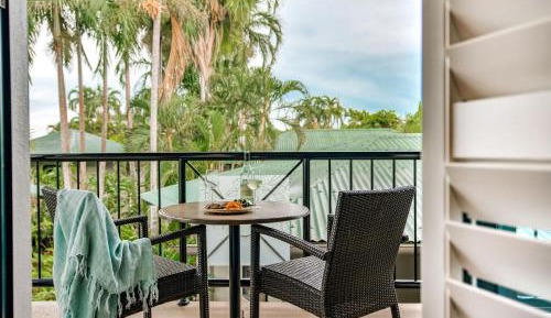 Superior Hotel Room with Balcony