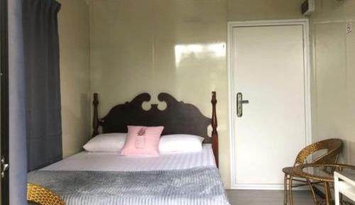 Queen Room with Shared Bathroom