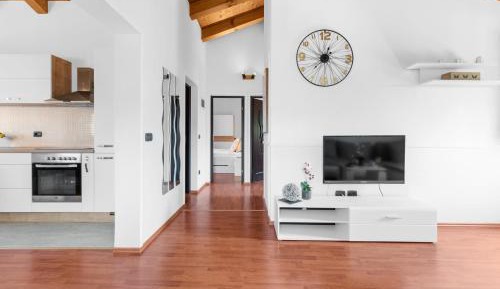  Premium Two-Bedroom Apartment