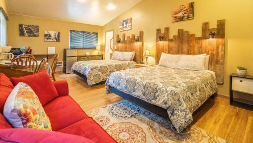 Classic Quadruple Room
