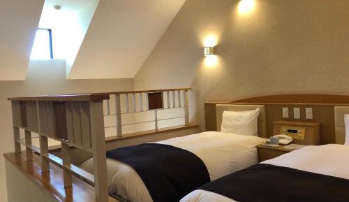 Maisonette (2 Adults)