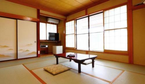 Japanese-Style Room