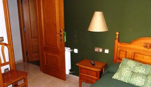 Single Room with Bathroom