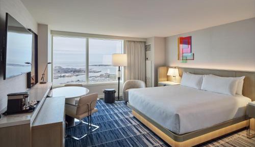 Resort King at MGM Tower