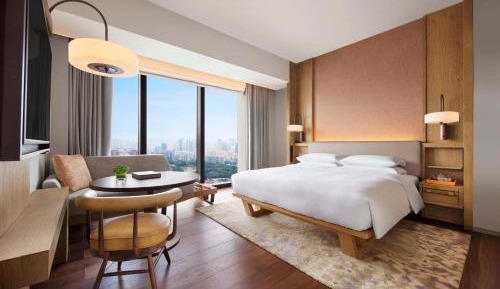 King Room with City View