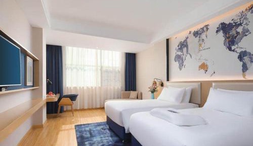 Light Twin Room