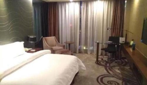 Fashion Business Room without Window