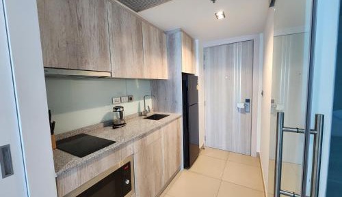 Studio Apartment with Sea View