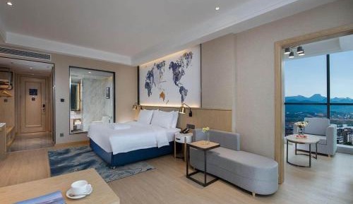 Honorable Double Room with City View