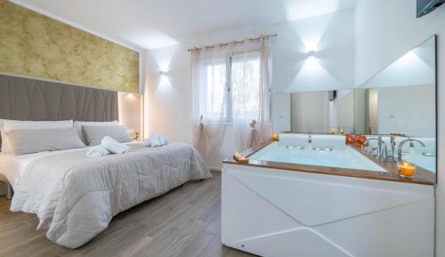 Double Room with Spa Bath