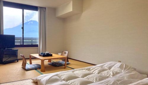 Japanese-Style Room