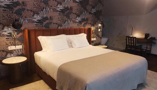 Junior Suite with Garden View