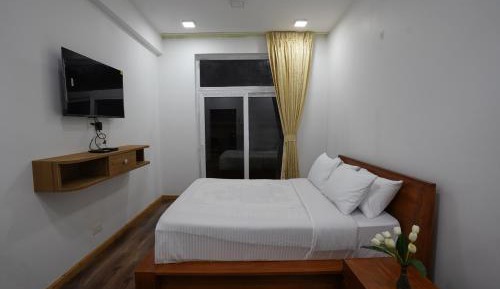 Deluxe King Suite
