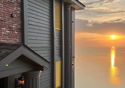 Villa with Sea View