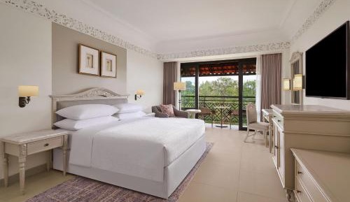 Deluxe King (balcony)