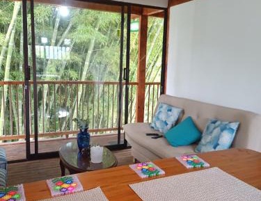 Deluxe Room (2 Adults + 1 Child)