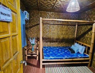 Standard Double Room with Shared Bathroom