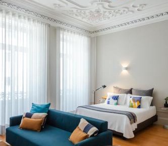 Superior Deluxe Studio