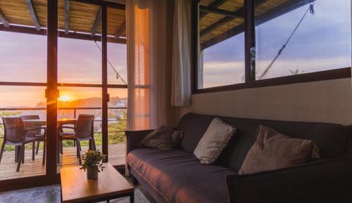 Deluxe Suite with Sea View