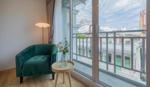 Twin Room with Balcony